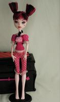 Monster High Draculaura Dead Tired