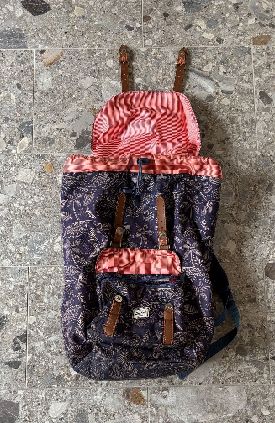 Herschel Zaini: Herschel Rucksack – Usato da Bern venduto da Anis89 1