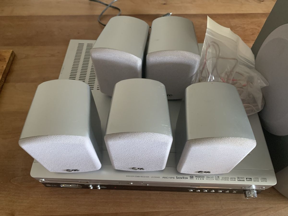 LG Home Cinema: LG Speaker System 6.0 – Usato da Pfaffnau venduto da sonnenbulme 4