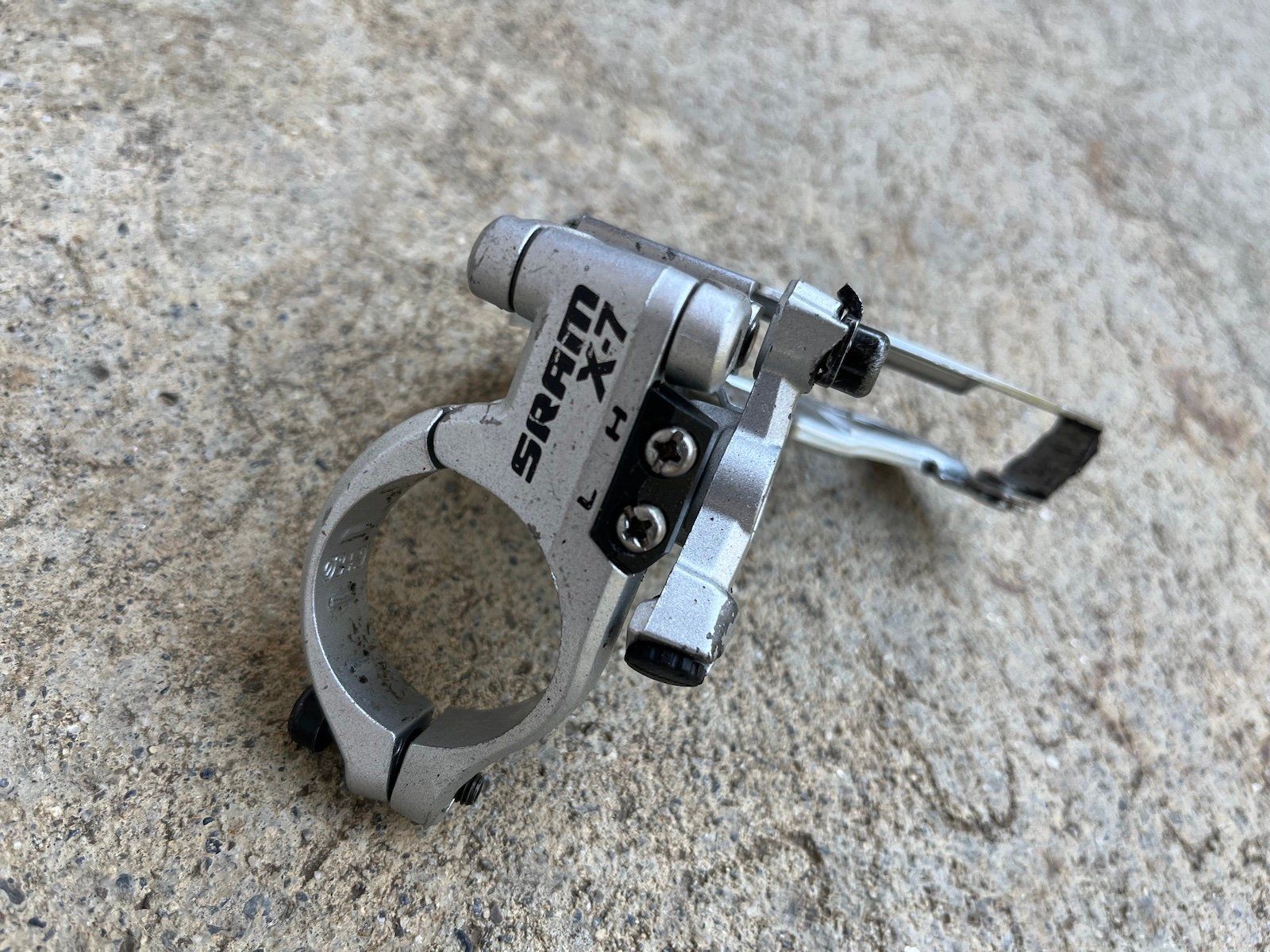 Sram Pezzi di ricambio: Sram X7 Umwerfer 3-Fach – Usato da Massongex venduto da thn311 1