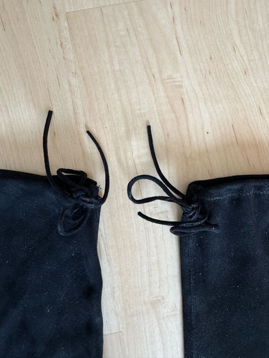 Scarpe da donna: Élégante cuissardes en daim – Usato da Denens venduto da sar_5wlm 5