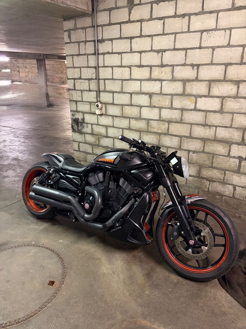 Harley-Davidson Chopper: Harley Davidson Night Rod – Usato da Zuchwil venduto da dor_m2xk 8