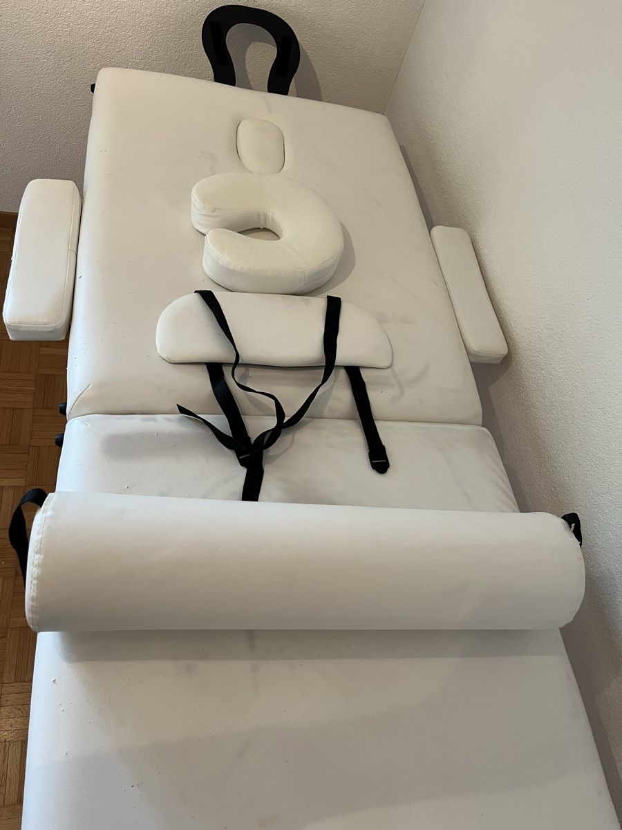 Sedie a sdraio: Massageliege, Lagerungsrolle & Rollhocker – Usato da Udligenswil venduto da nwal 3