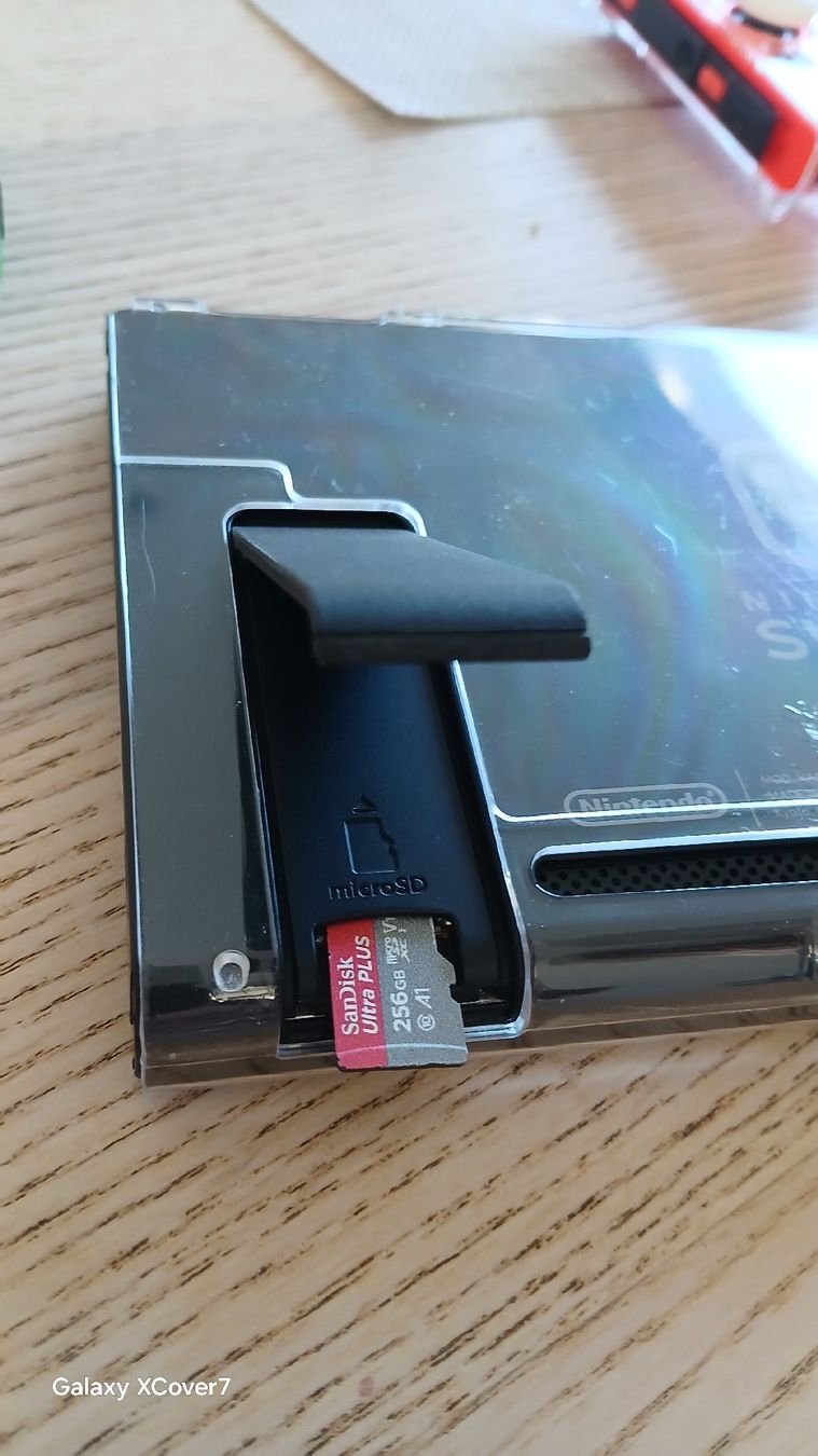 Nintendo Consoles: Nintendo Switch V2 CFW (Mchip) – D'occasion à Sulgen par pli_yrh2 3