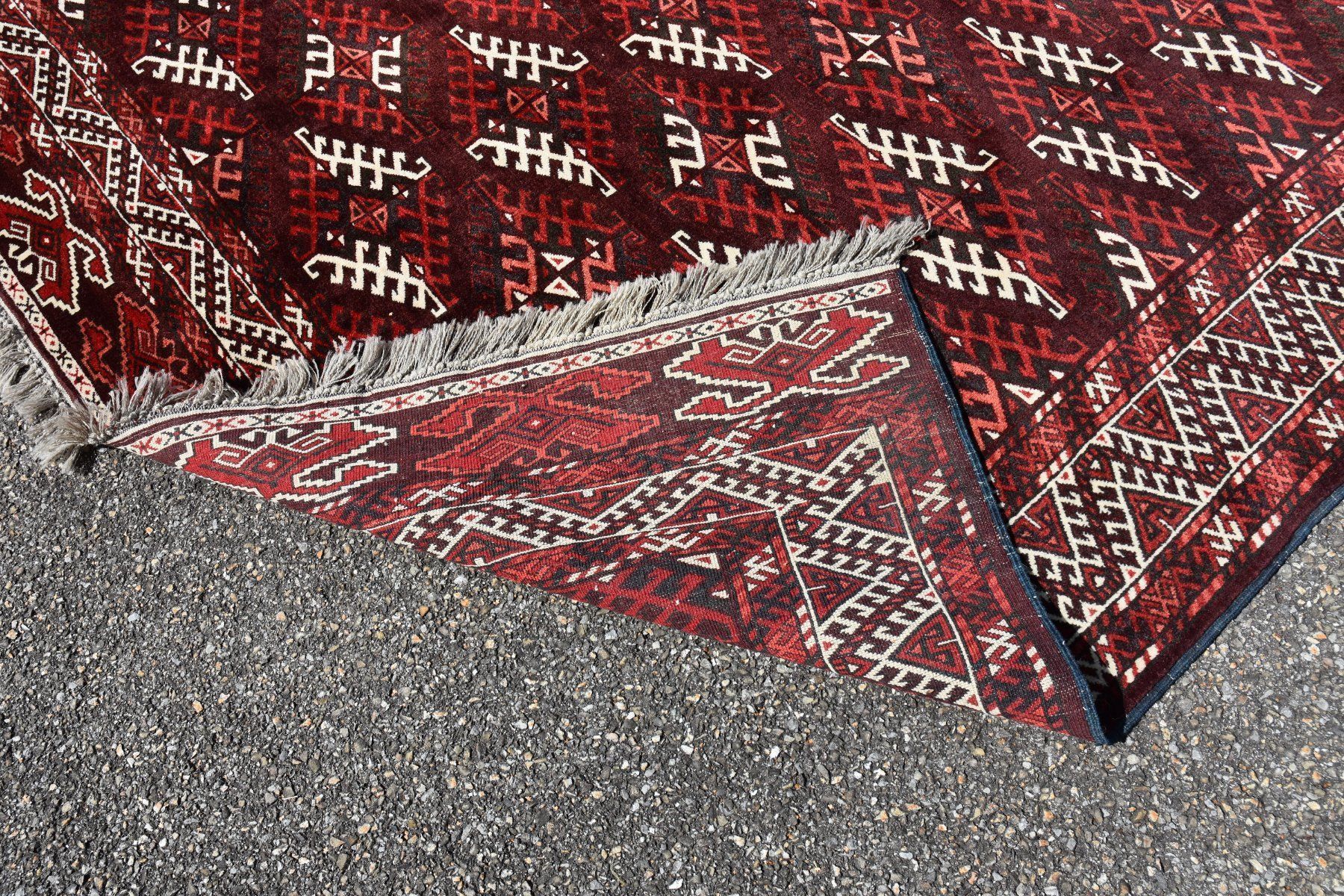 Tappeti: tapis d'orient – Usato da La Chaux-de-Fonds venduto da loba2 2