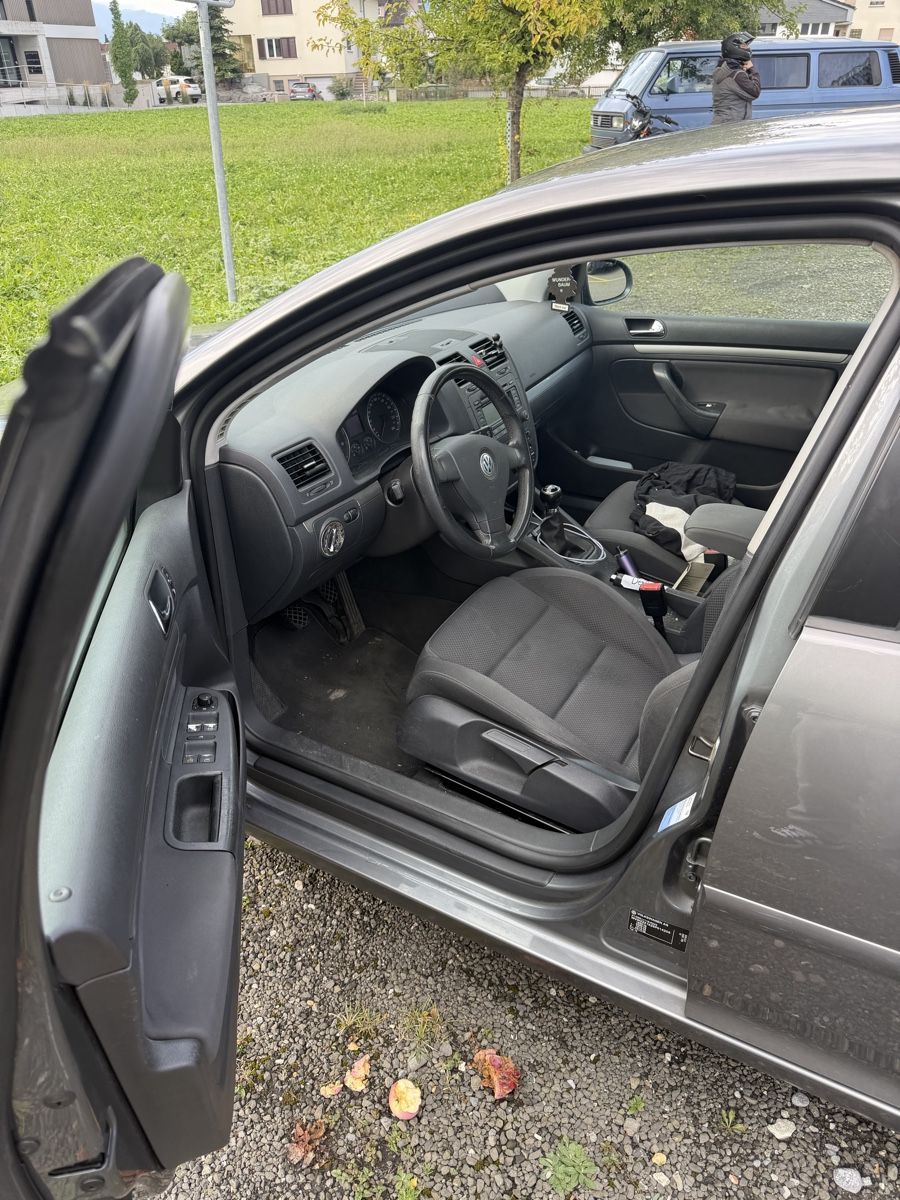 VW Automobili: VW Golf 5 – Usato da Heerbrugg venduto da kai_dq28 7