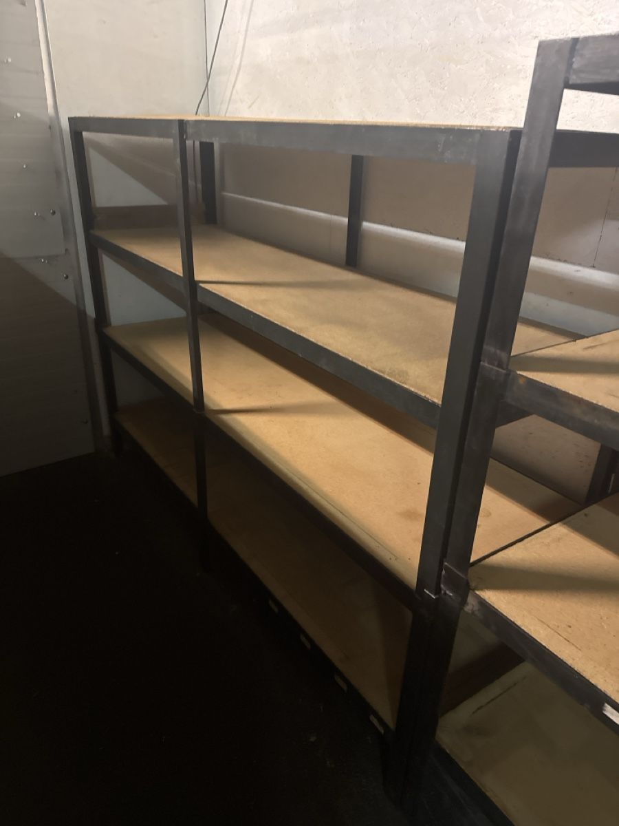 Scaffali: Étagère de rangement robuste - Idéale cave/garage! – Usato da Aarberg venduto da SNMachines