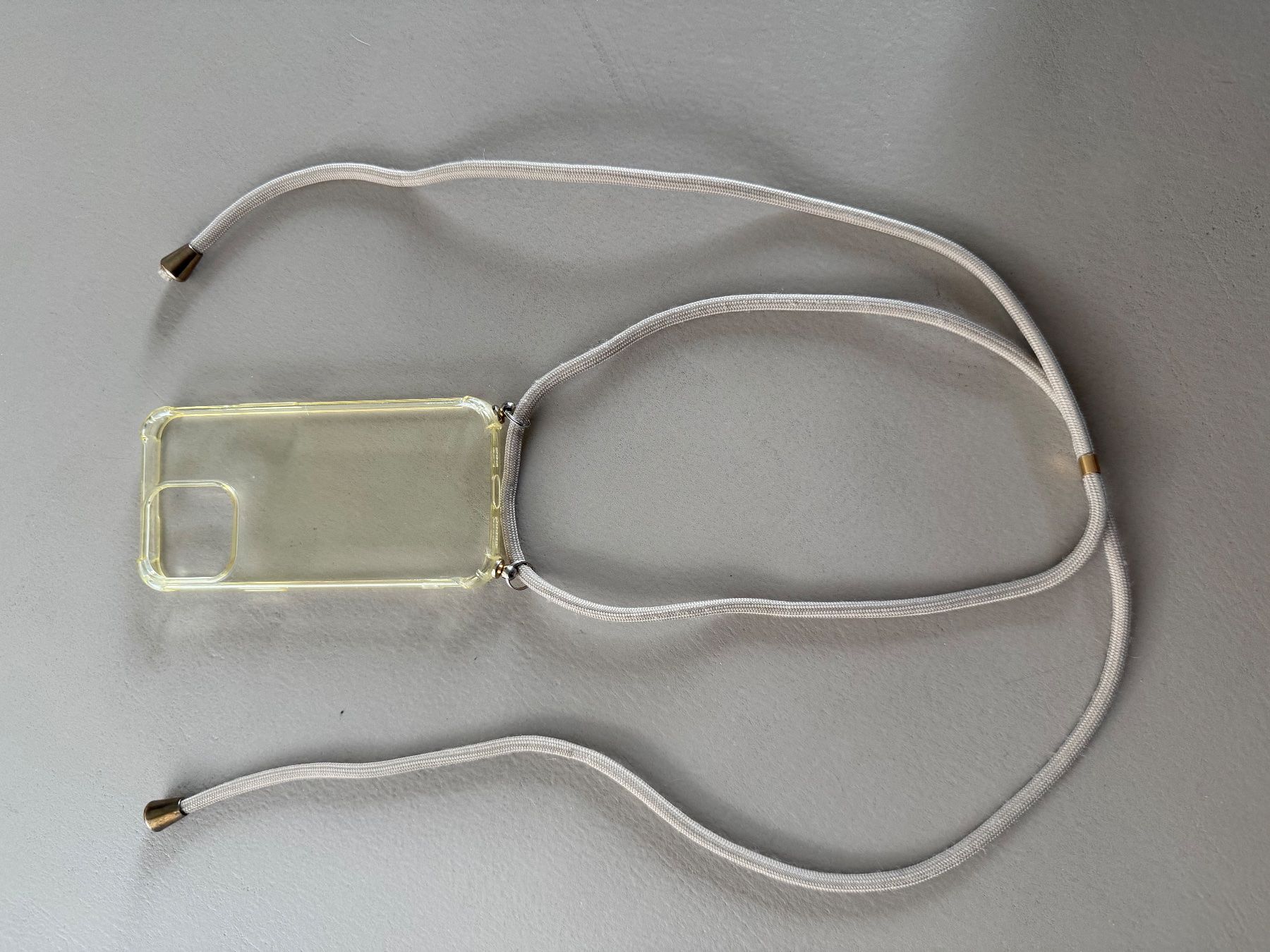 Cover & Protezioni schermo: Handyhülle mit Bändel für iPhone 13 Pro – Usato da zürich venduto da vintage12 5
