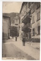 LOUÊCHE-VILLE La grande rue