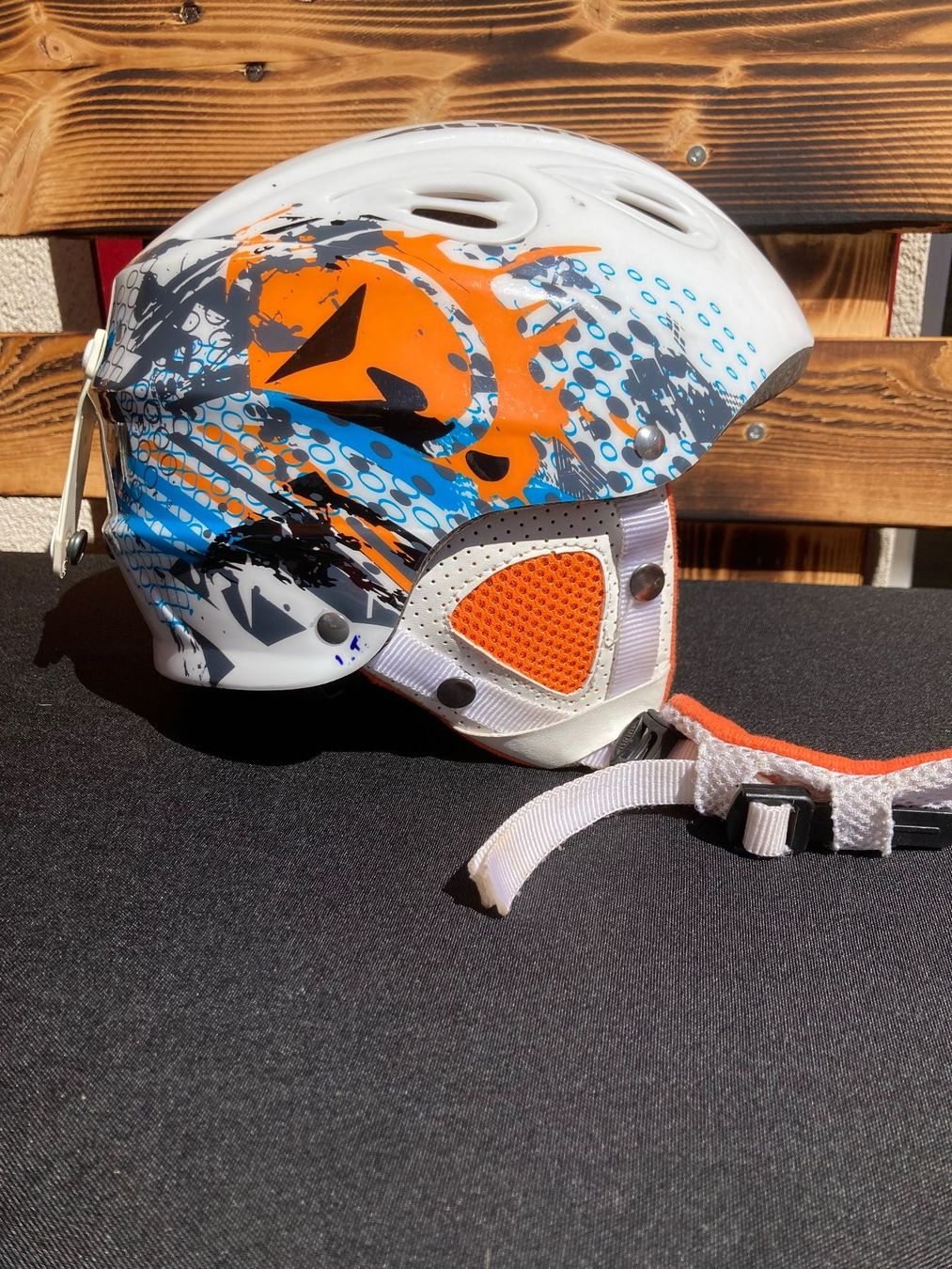 Alpina Caschi: Kinder Skihelm Alpina weiss – Usato da Deitingen venduto da Calimi