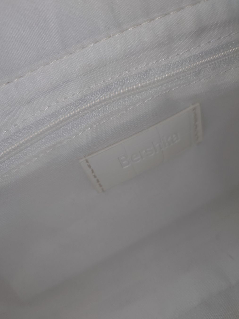Sacs femmes: Handtasche in weiss – Neuf (Voir description) à Bätterkinden par Grooovy 3