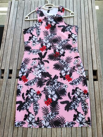 Kleid pink-gemustert Grösse M guter Zustand Neu