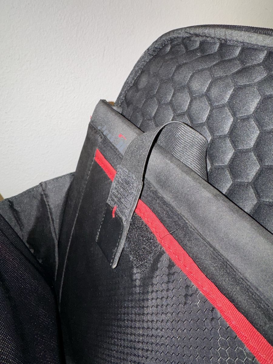 Samsonite Zaini: Samsonite Pro-DLX 5 Laptop Backpack 15.6 Inch – Usato da Kilchberg ZH venduto da aas_7h5z 4