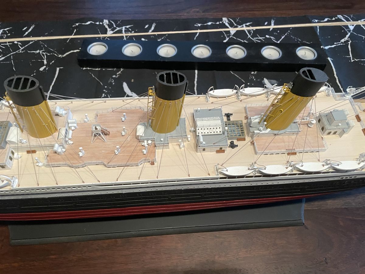 Kit di modellismo & Modellini statici: Titanic Model 1:250AMATI – Usato da suhr venduto da qwertzu04 5