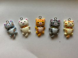 Joli lot de 5 breloques chats pour charms, DIY, bijoux. 🐾