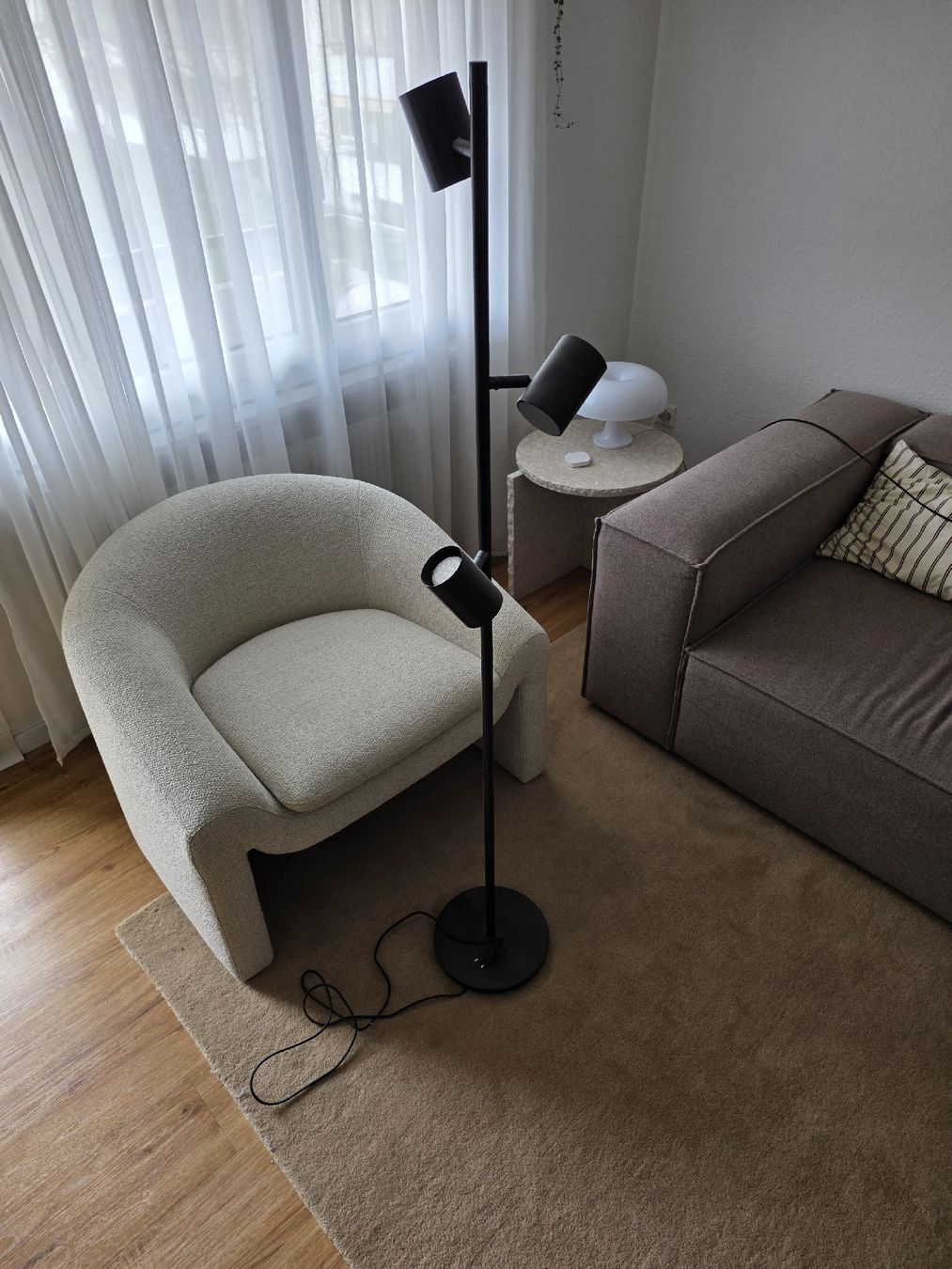 Ikea Lampen: Stehlampe schwarz – Gebraucht aus Gossau SG von Ma_rija92