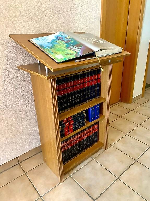 Libri: Bertelsmann Lexikothek 35 inkl. Pult – Usato da St. Erhard venduto da steirerbua 1