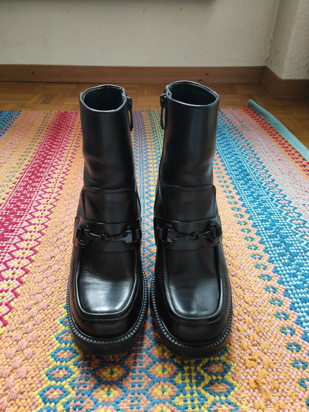 Tamaris Scarpe da donna: Black Tamaris leather ankle boots – Usato da Lausanne venduto da 5bi_dzp7 1