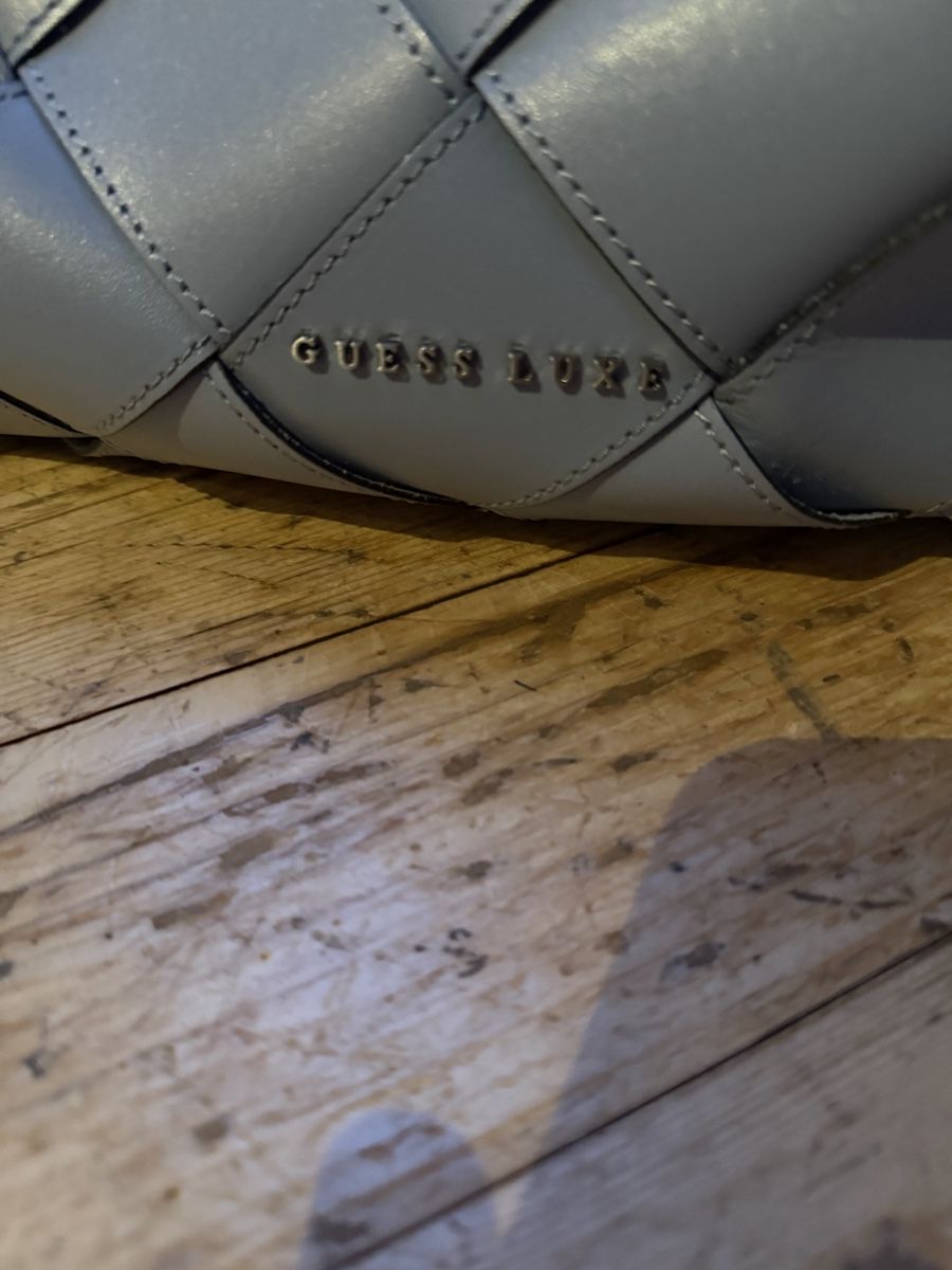 Guess Taschen für Damen: Ledertasche von Guess Luxe – Gebraucht aus Donat von troja007 1