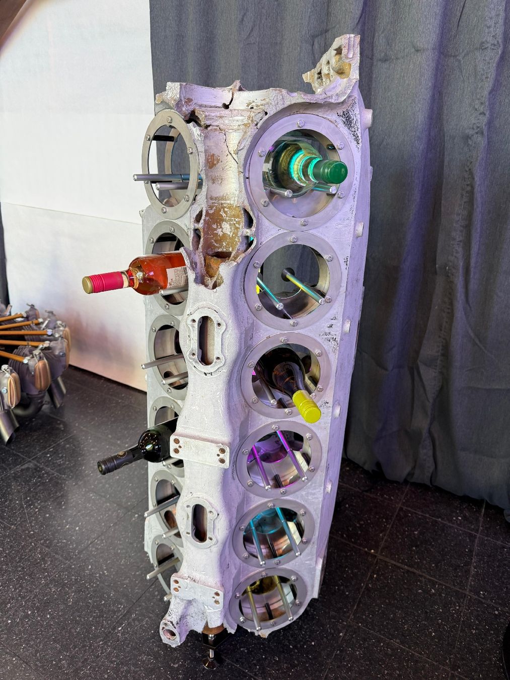 Bevande alcoliche: messerschmitt Me109 DB605 Flugmotor Weinständer – Nuovo (secondo la descrizione) da Rorschacherberg venduto da proudschweiz