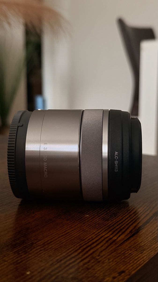 Sony Objektive: SONY 30mm f 3.5 macro – Gebraucht aus Wallisellen von ale_277q 1
