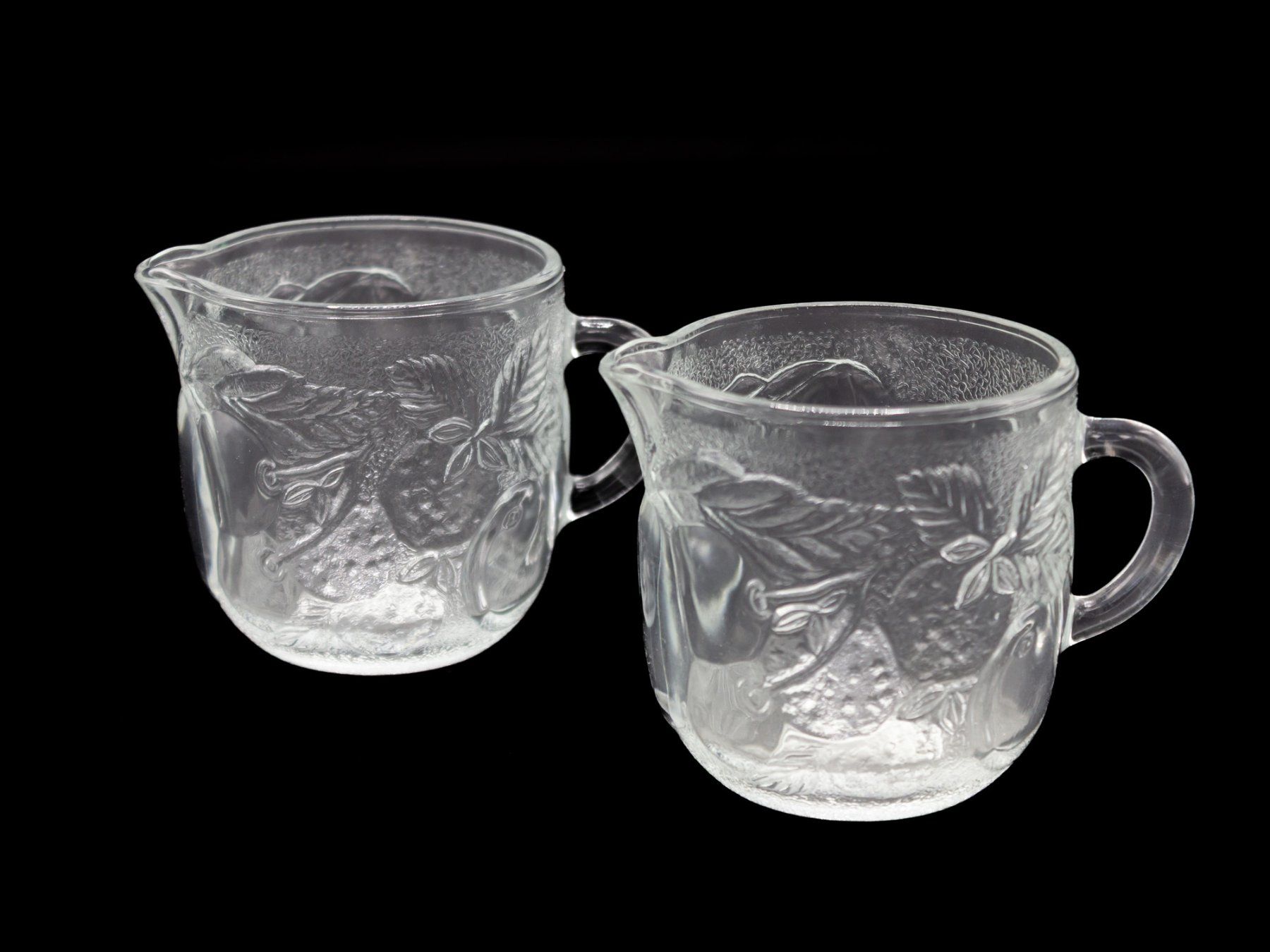 Set di piatti: Glas Milchkännchen  1 Set à 2 Stk. – Usato da Romanshorn venduto da Restwert_Romanshorn