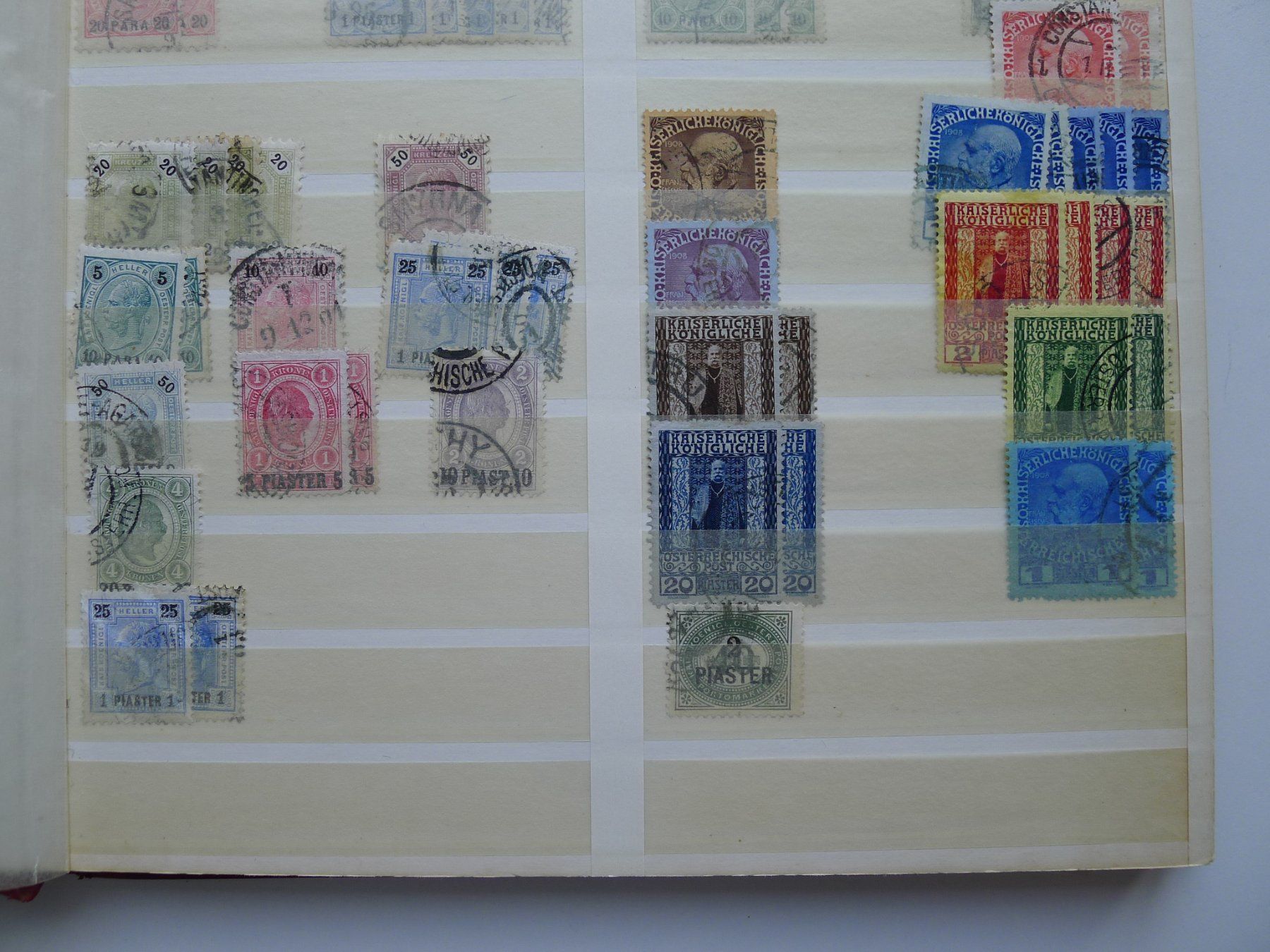Tutti i francobolli: Album mit Östereich Briefmarken – Usato da Dagmersellen venduto da q1w2e3r4 7