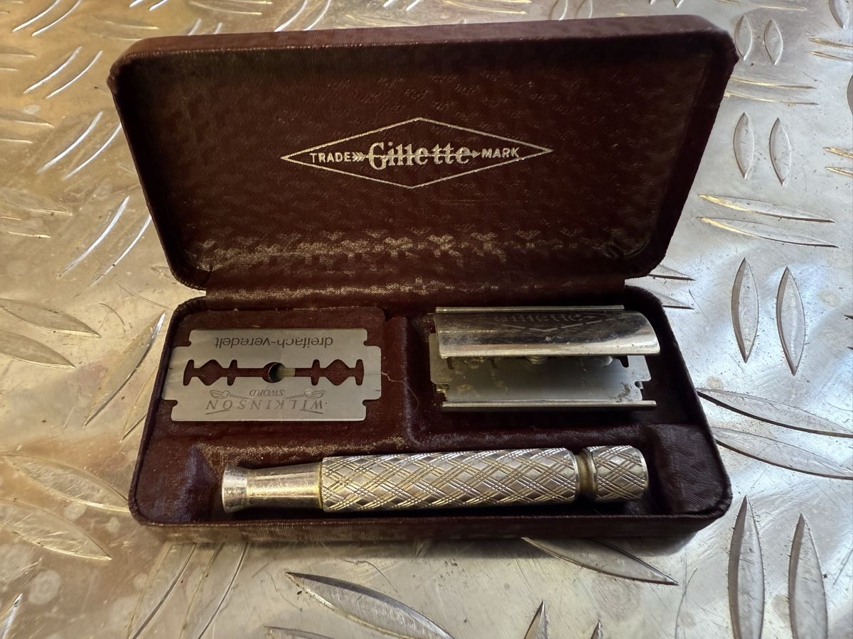 Gillette Rasoi & Lamette da barba: Gillette Vintage – Usato da Horriwil venduto da Carrera68 1