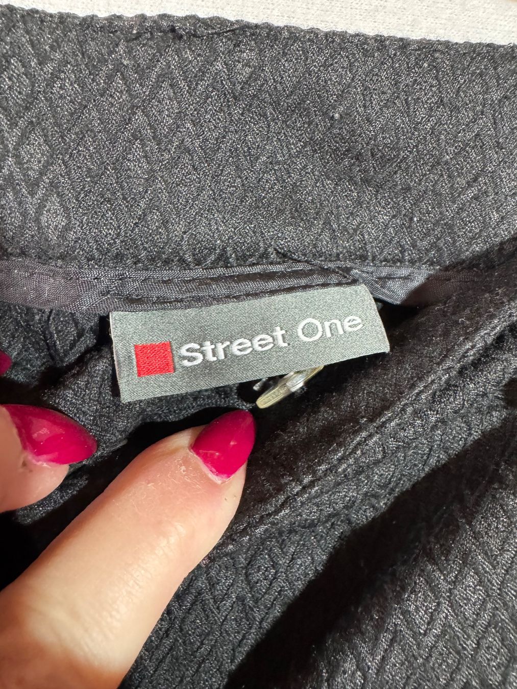 Pantaloni: Hose von Street One Gr. 36/30 – Usato da Grosswangen venduto da SALE_SALE_SALE 2