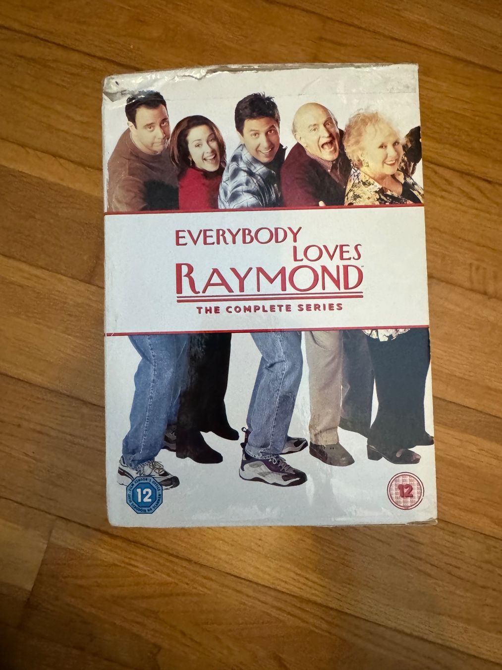 Tutti i DVDs: Everybody Loves Raymond - The Complete Series – Usato da Zuzwil SG venduto da nk_9000