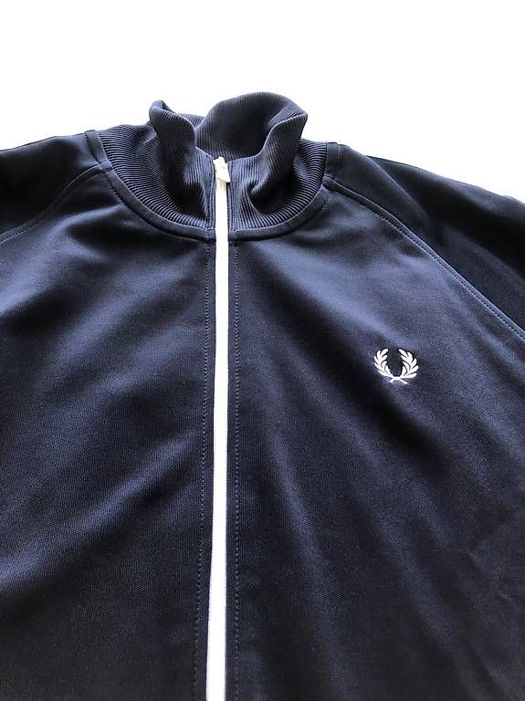 Giacche: Fred Perry Trainerjacke dunkelblau mit weiss Gr.L – Usato da Kreuzlingen venduto da gra_7qcc 3