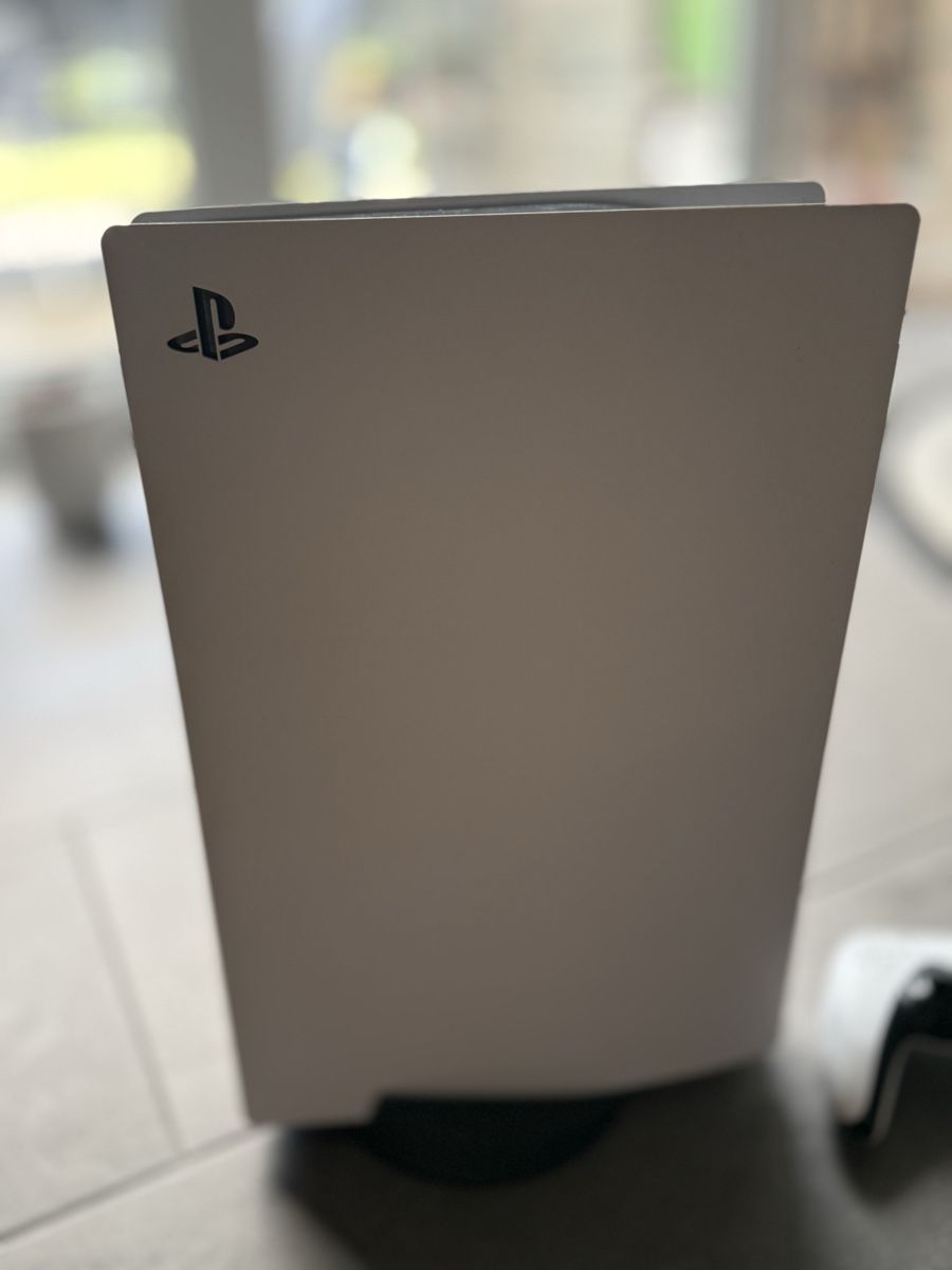 Sony Consoles: Sony PlayStation 5 Disc Edition – D'occasion à WINTERTHUR par xXRDCXx 4
