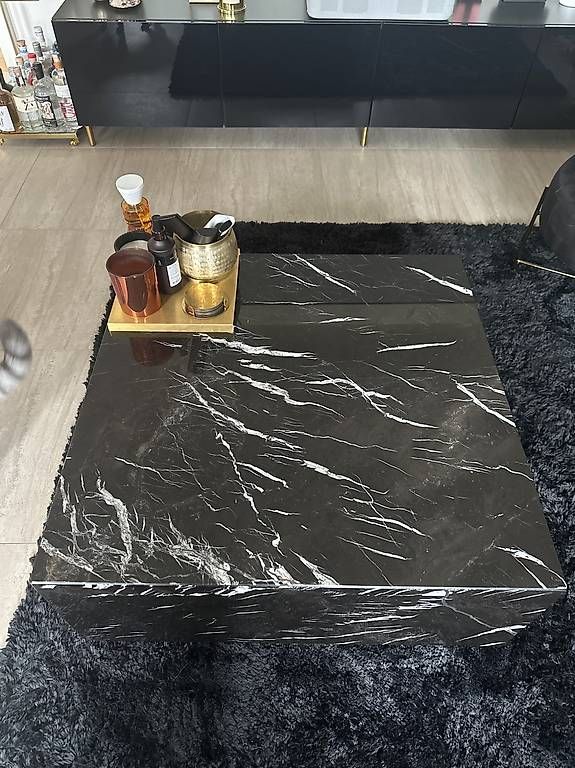 Tische: Couchtisch Marmor – Gebraucht aus Basel von vas_hqy7 1