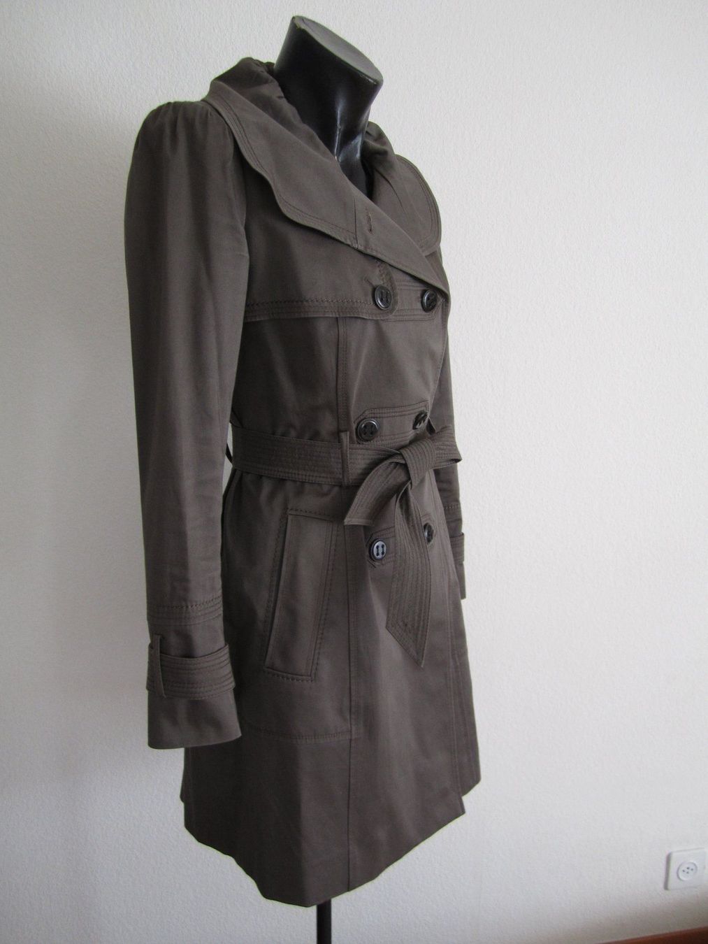 Esprit Cappotti: Trench de ESPRIT – Usato da Lausanne venduto da Kmm03 3