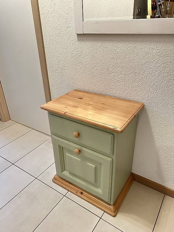 Comodini: Table de nuit vintage – Nuovo e nell'imballaggio originale da Eclépens venduto da fla_qj8h 1