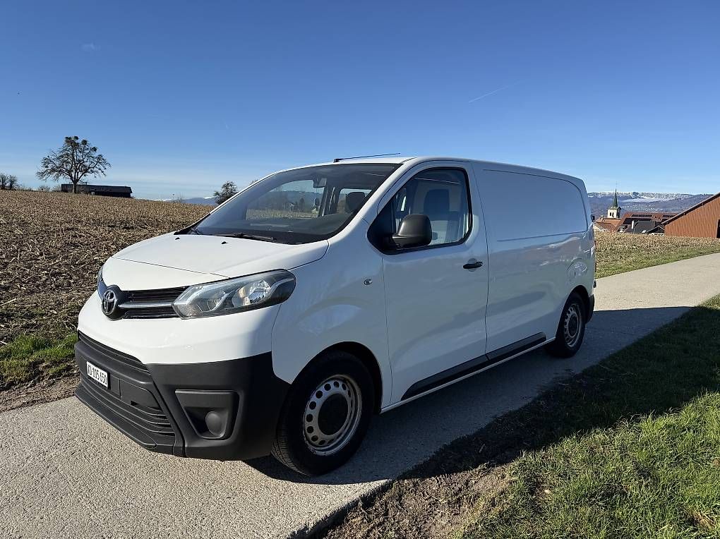 Veicoli da campeggio: Van Aménagé Toyota  – Usato da Suchy venduto da maxconcept 1