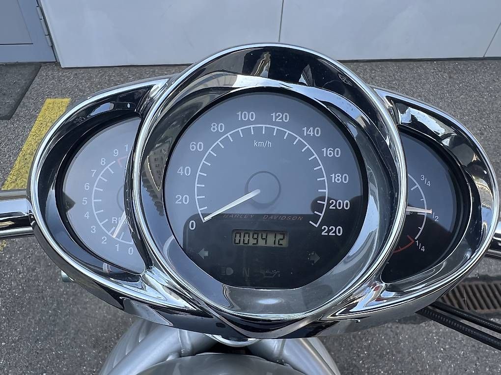 Harley-Davidson Chopper: Harley Davidson  V Road – Gebraucht aus Winterthur von Giannispizza 1