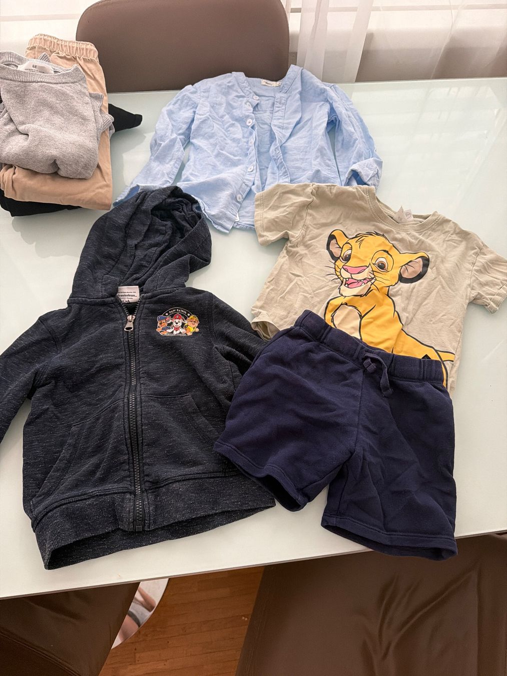 Ensembles coordonnés: Tolles Kleiderpaket 104 – D'occasion à Oberglatt ZH par Lita12 1