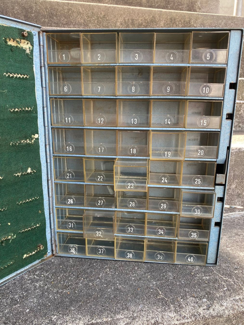 Kassen: Cagnotte - "gemeinsame Kasse" – Gebraucht aus Köniz von Vintagetoys 3