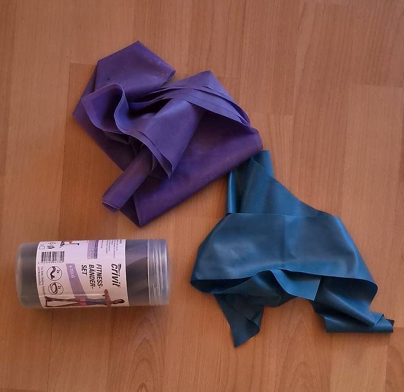 Hometrainer: Vari elastici per braccia – Gebraucht aus Cadro von sim_dmb5 1