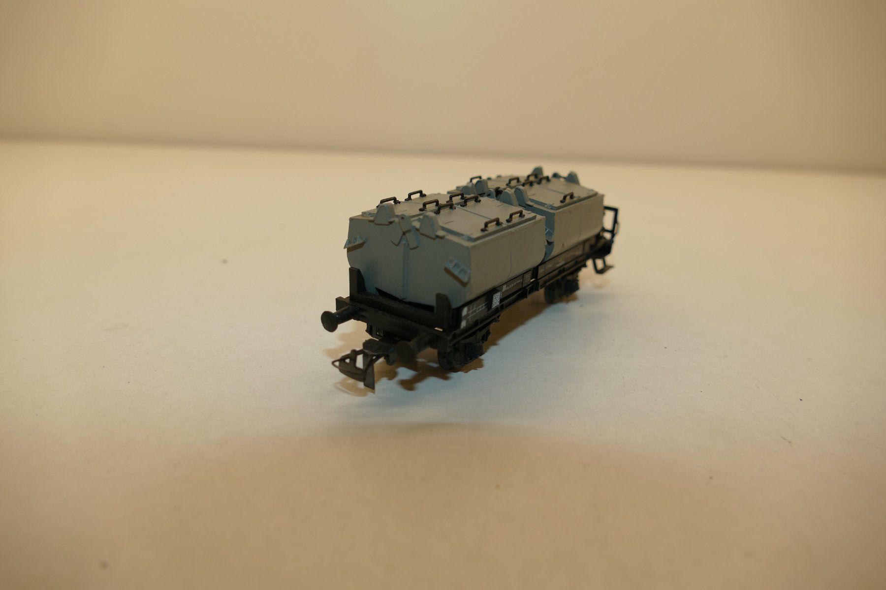 Piko Modelleisenbahnen: Piko H0: DR Kalkkübelwagen – Gebraucht aus Niederhasli von rail-duerst 4