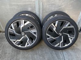 Skoda Karoq 225/45 R19 Sommer 6 und 7mm 57A 601 025 AE