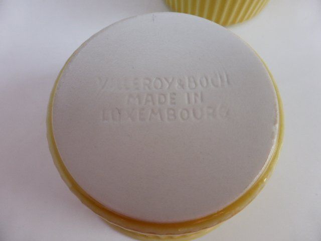 Villeroy & Boch Teglie da forno: Villeroy & Boch 2 ramequins jaune et blanc – Usato da Porrentruy venduto da Kim017 2