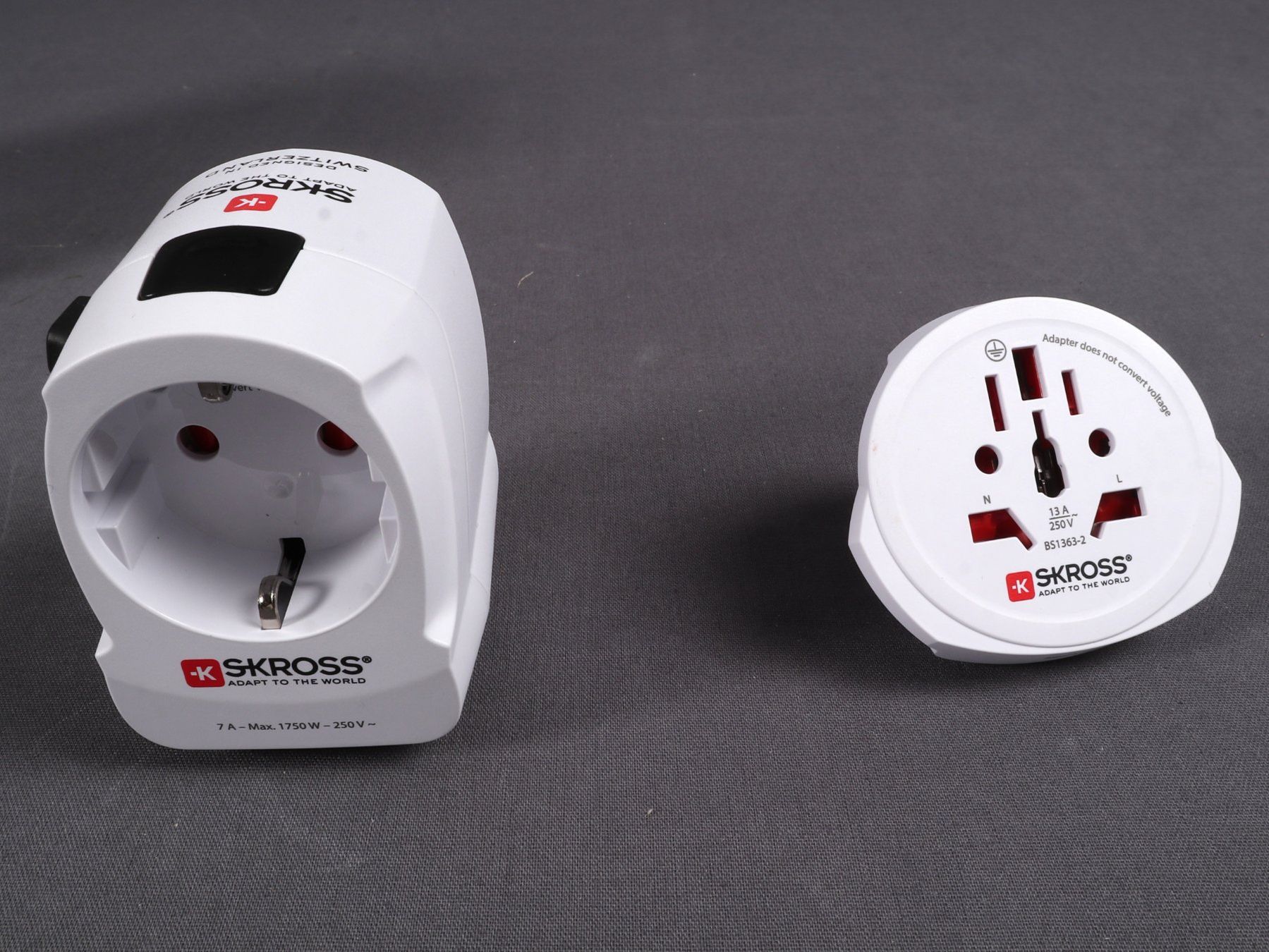 SKROSS Lecteurs & Adaptateurs: SKROSS World Adapter USB PD – Neuf (Voir description) à Steinen par Restwert_Steinen