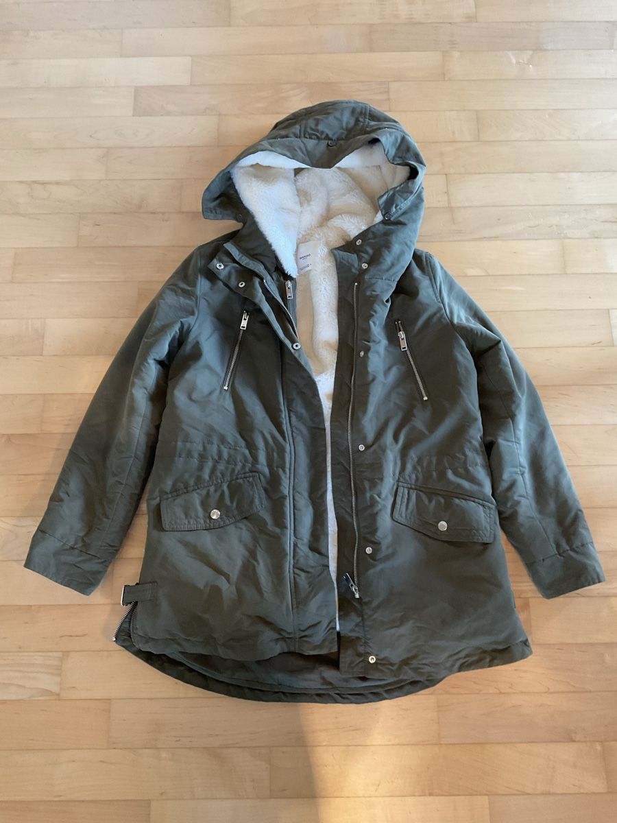 Mango Jacken: Jacke/Parka Mango – Gebraucht aus Diepoldsau von WinWin011