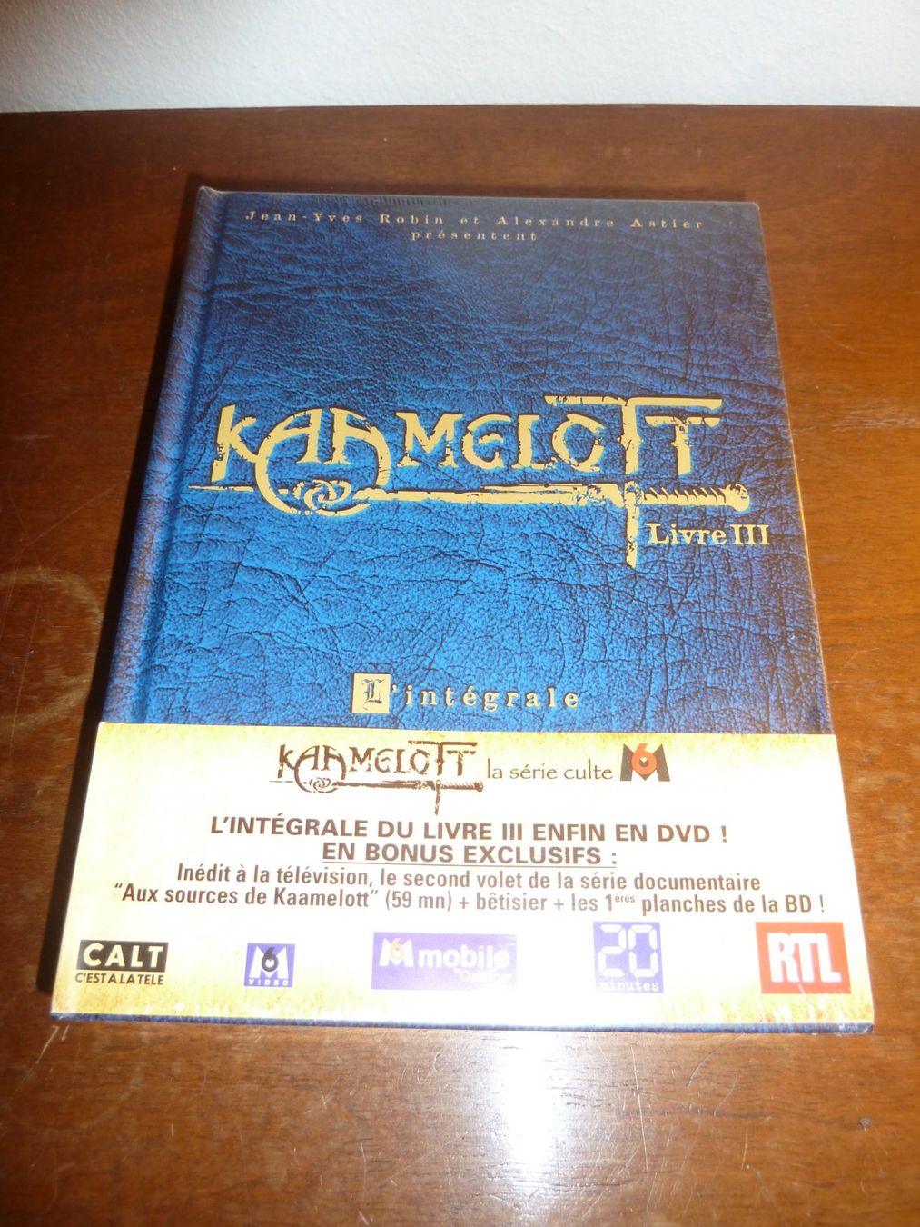 Tutti i DVDs: Kaamelott Livre 3 DVD – Nuovo e nell'imballaggio originale da Biel/Bienne venduto da alex-841