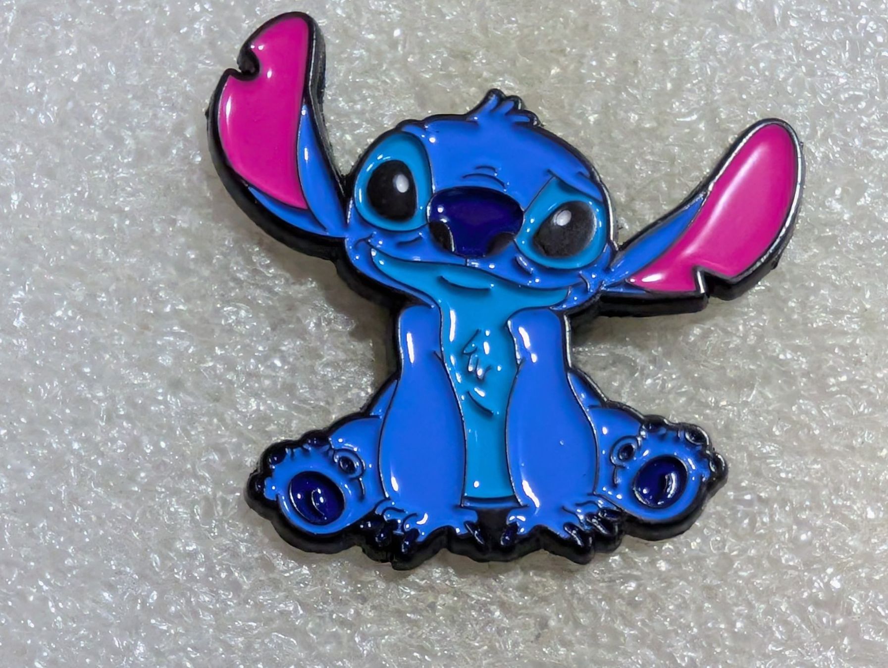 Plaketten & Abzeichen: Ansteckbutton 239: Disney – Gebraucht aus Oppligen von Pin-Fall-Shop