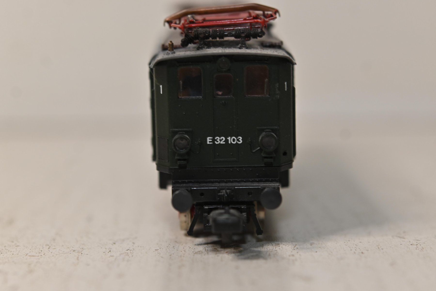 Roco Modelleisenbahnen: Roco DB E 32 103 Digital ADR.3 ohne OVP – Gebraucht aus Laupen ZH von Zmoewe 4