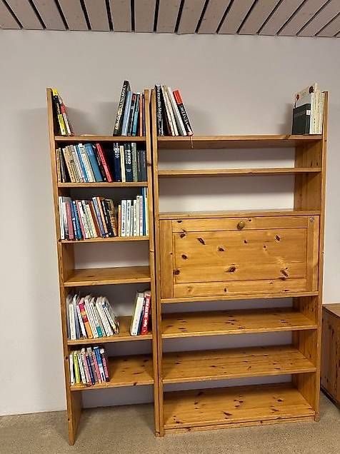 Étagères: Büchergestell+Gestell fast gratis!  – D'occasion à Aarau par vio_lrn7 2