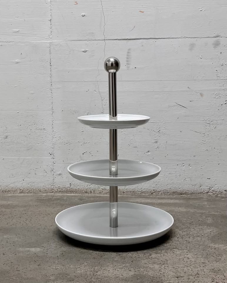 Chaises: etagere – D'occasion à Allschwil par rotocker